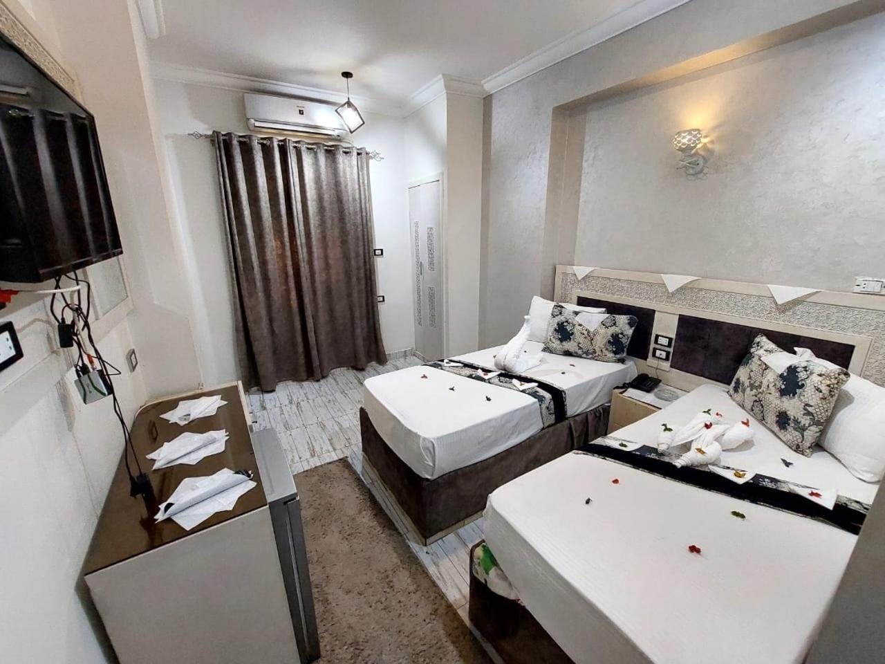 Al Amir Palace Hotel Sūhāj ภายนอก รูปภาพ